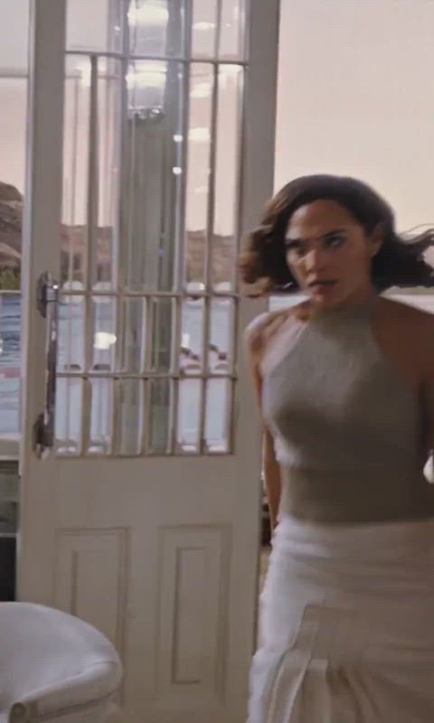 Gal Gadot’s little tits have so much jiggle 