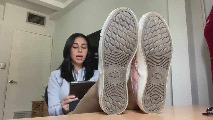 babe foot fetish shoes soles gif