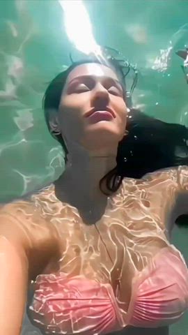 actress beach bikini bollywood cleavage indian micro bikini underwater gif