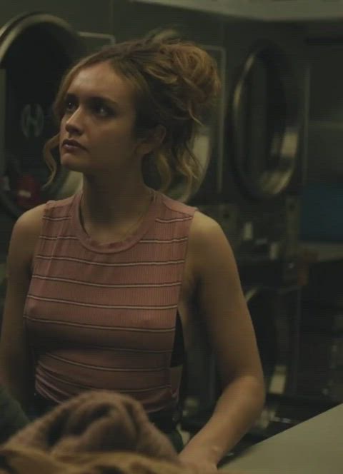 celebrity female olivia cooke gif