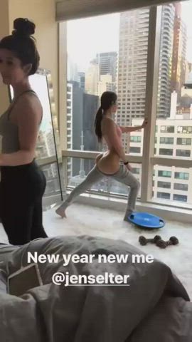 Bubble Butt Nude Workout gif