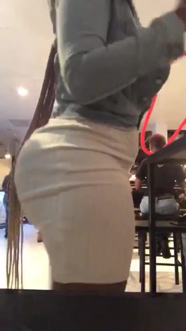 Two minute booty cam