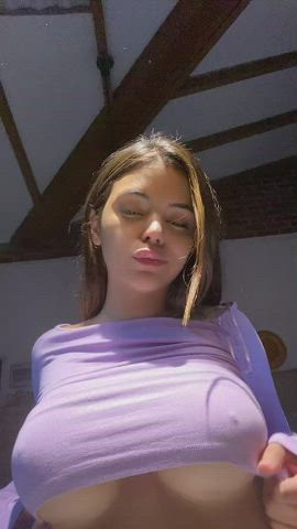18 years old amateur babe pretty tits gif