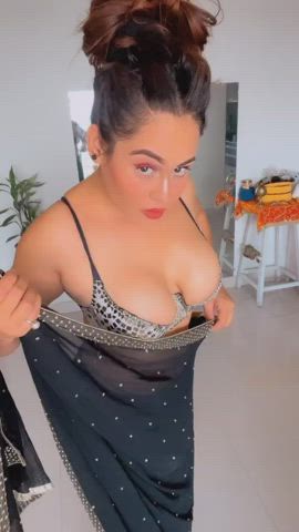 cleavage desi indian gif