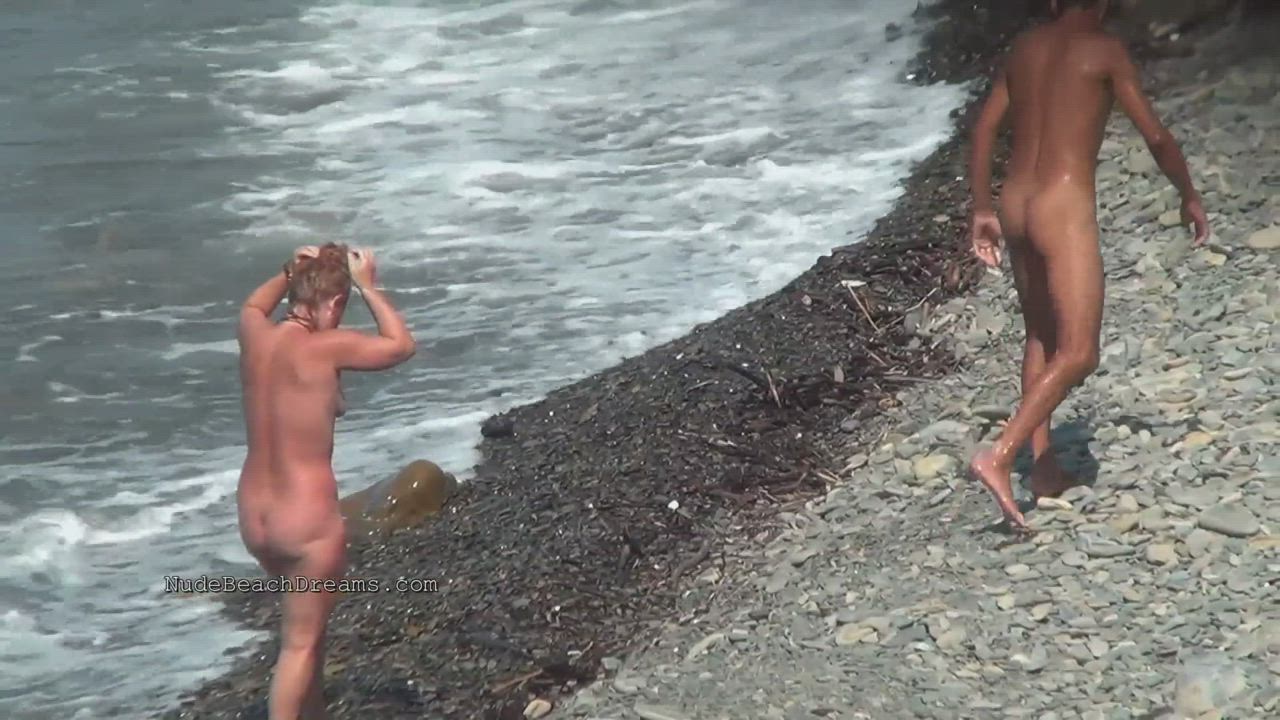 Spy videos with the real life nudists