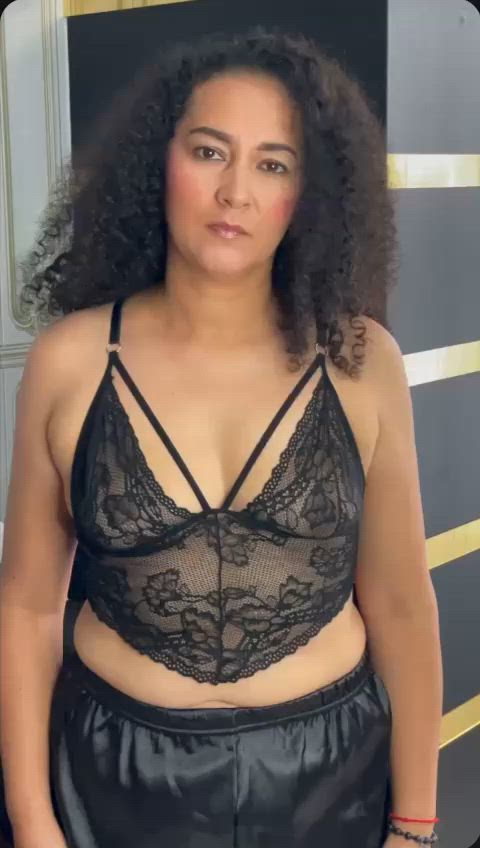 boobs camsoda camgirl latina milf mature natural tits stripchat gif