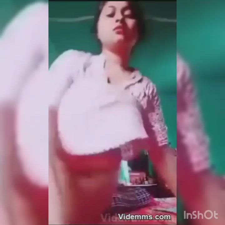 Desi ?chubby ?girl playing her ?sexy body