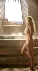 Emilia Clarke's naked butt is fantastic