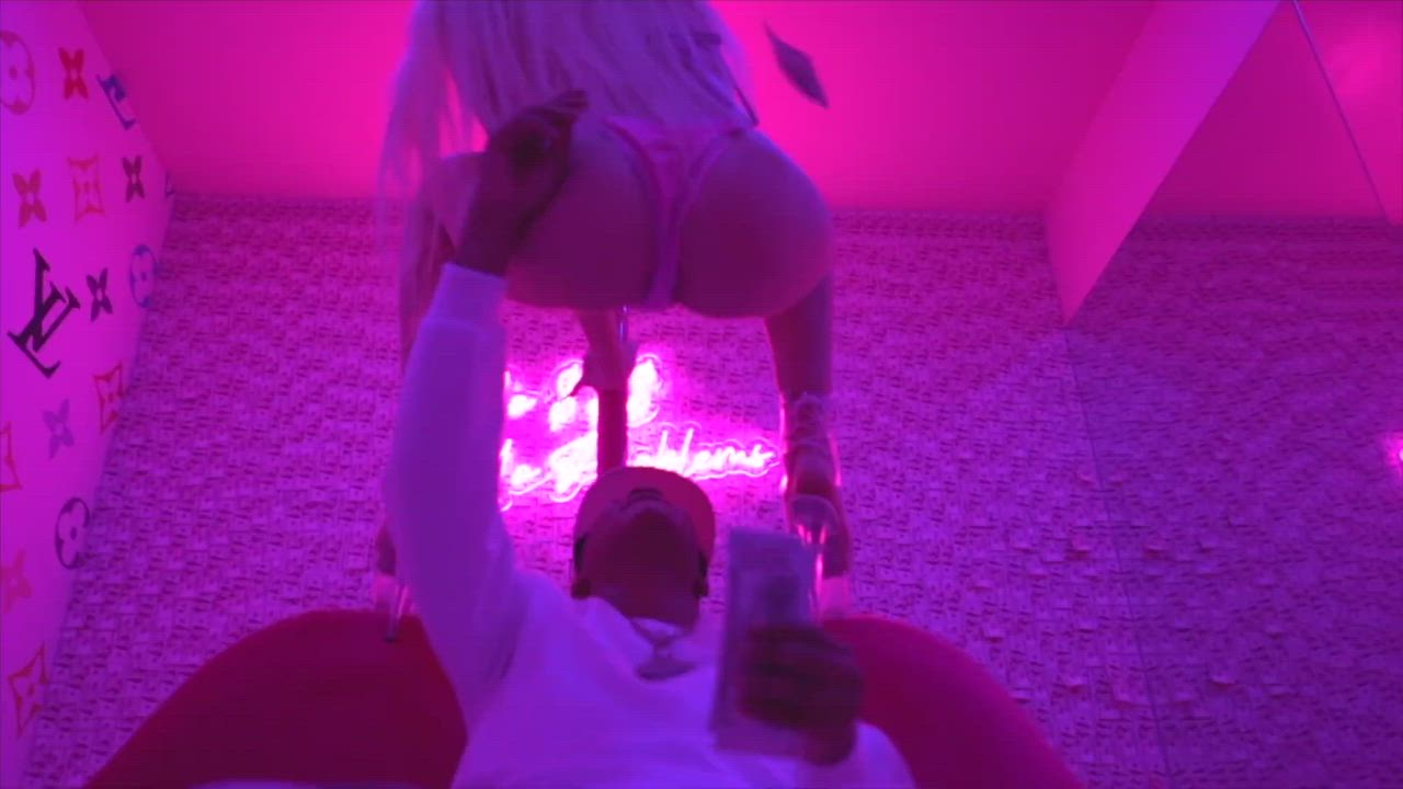 Ass Pole Dance Stripper gif