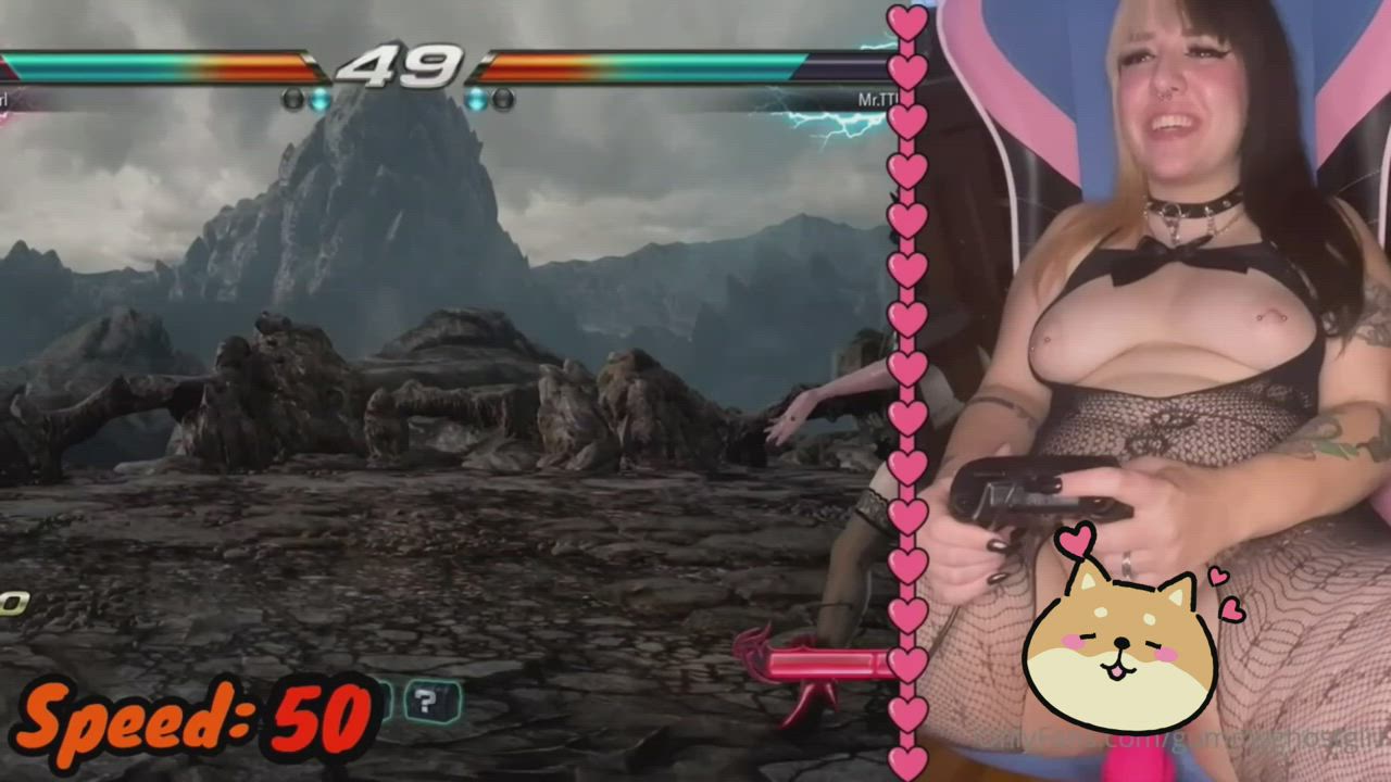 Hey everyone!!!! New lewd play is up! Couple rounds of tekken while the fuck machine