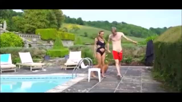 Anal at the pool