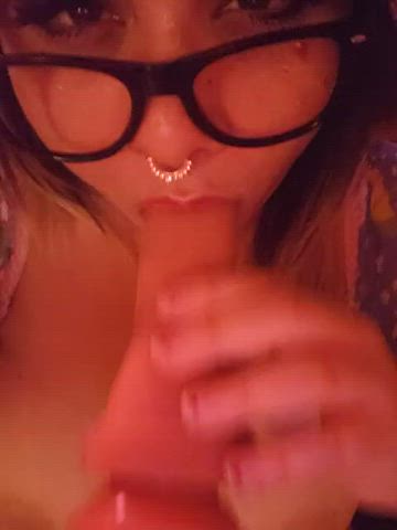 Chubby oral slut available all day. 10 minute [vid]eo heavy [sext] WITH NAME only