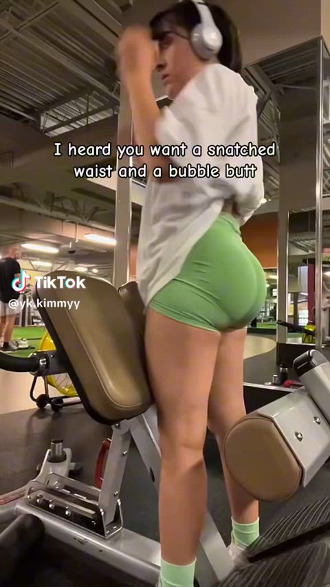 bubble butt fit fitness glasses gym pawg tiktok workout phat-ass-white-girls gif