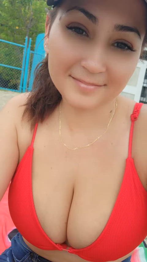 big tits cleavage milf natural tits puerto rican sfw tiktok tik-tok gif