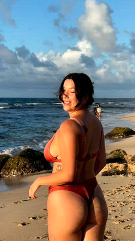 beach big tits onlyfans sexy gif