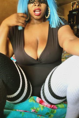 areolas bbw big tits ebony lips lipstick mask thighs gif