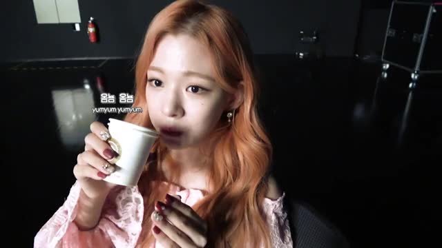 Chaeyoung coffee