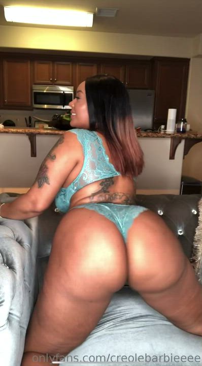 OnlyFans Pornstar Twerking gif