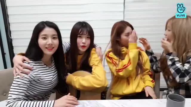 190110 [V LIVE] 나랑 너랑 fromis9