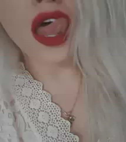 Blonde Lola Taylor Teasing gif