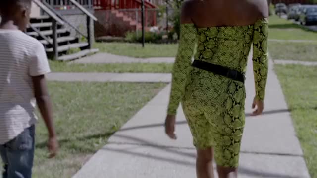 Shanola Hampton Ass Jiggles in Shameless