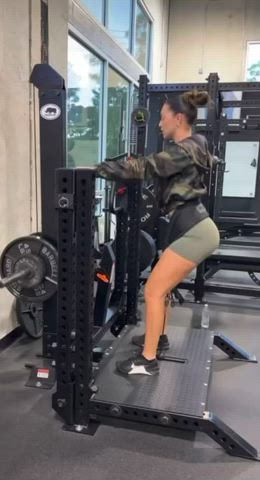 avery big ass workout gif