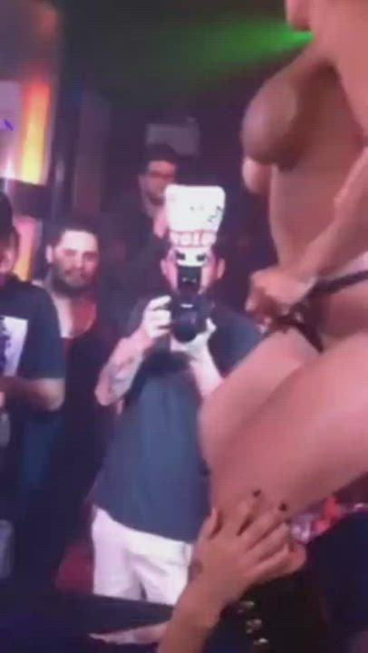 Hot Stripper Having Fun With Stranger From The Crowd [00:00]