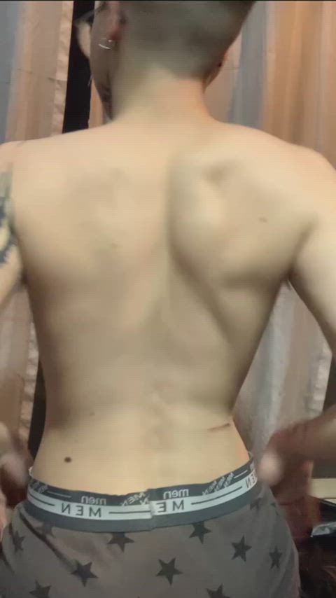 Any curious about the history behind my back scar?​😏​