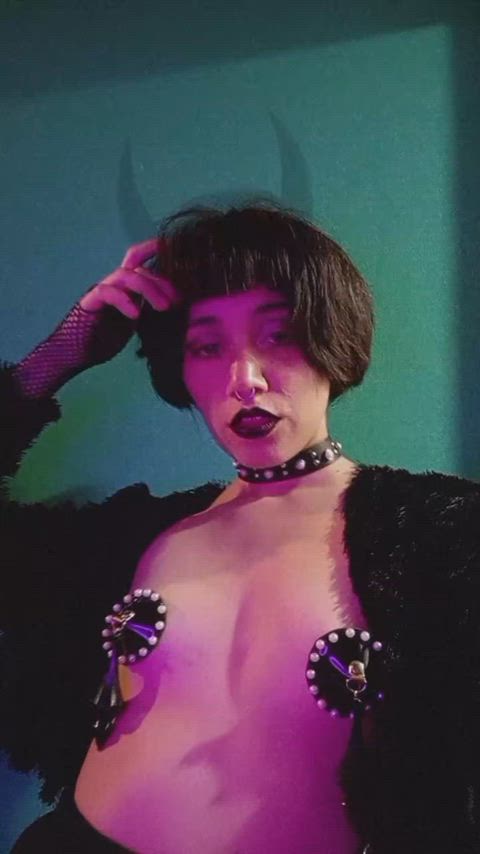 alt alternative femdom findom goth kinky onlyfans petite small tits vintage gif