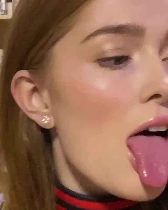 Jia Lissa Too Cute for Porn