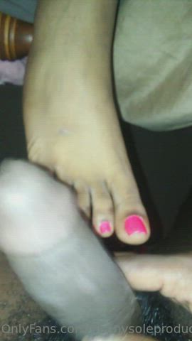 ebony foot fetish toes gif