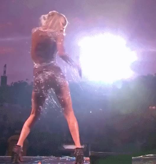 Celebrity Taylor Swift gif