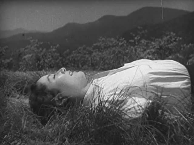 No-Regrets-for-Our-Youth-1946-GIF-00-04-46-setsuko-breathing