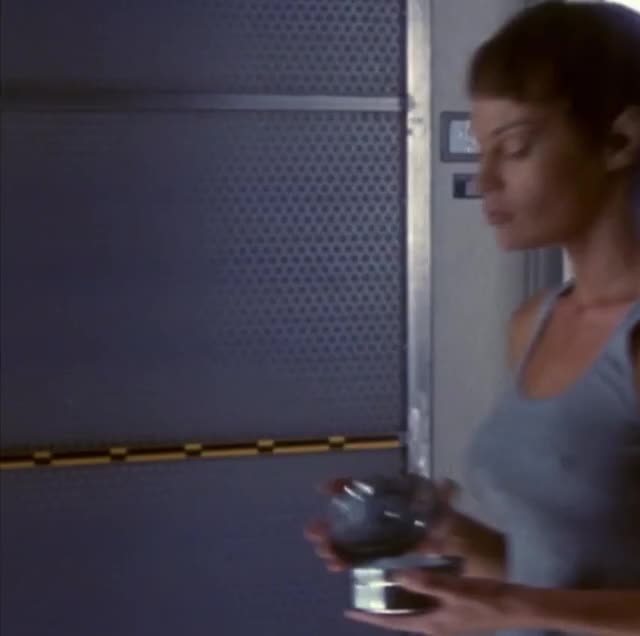 Jolene Blalock GIF - 54