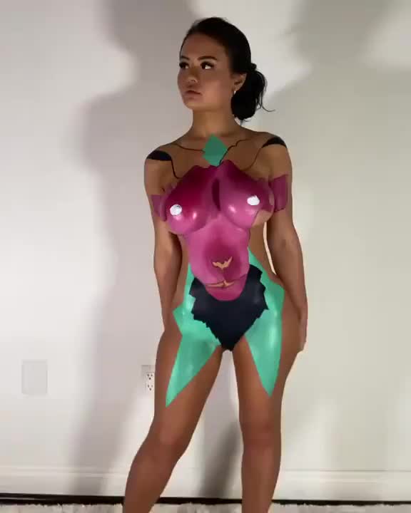 Jessica Sunok - Body Paint