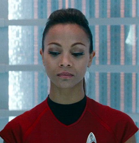 celebrity female zoe saldana gif