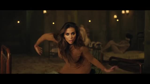 Anitta - Veneno (Official Music Video)