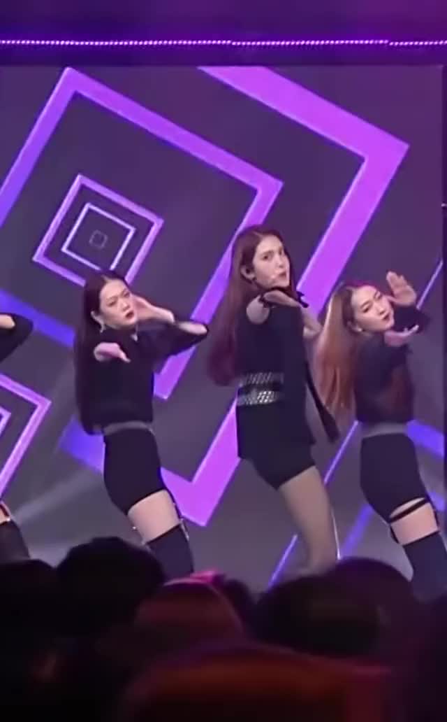 [Debut Stage] 190620 SOMI (전소미)