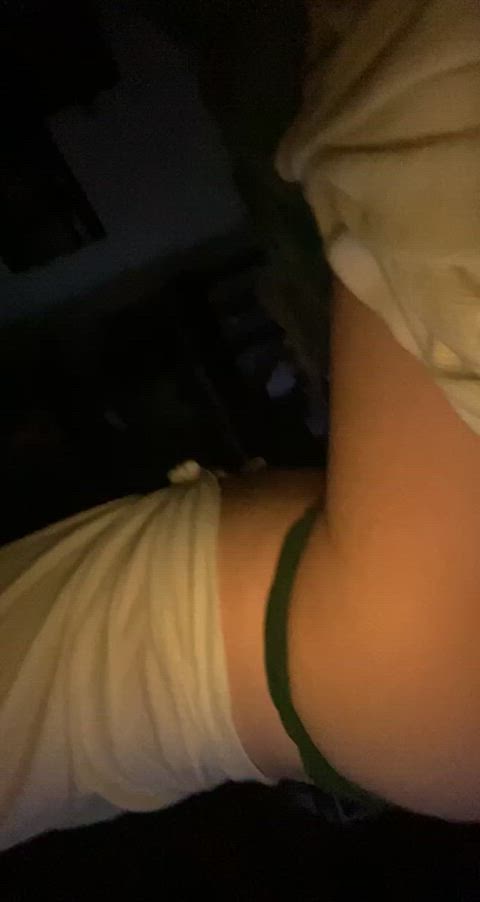 (19) I think my sisters underwear fits me better