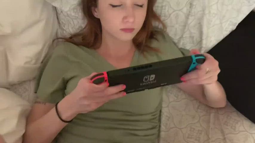 big dick creampie cumshot cute freeuse gamer girl switch gif