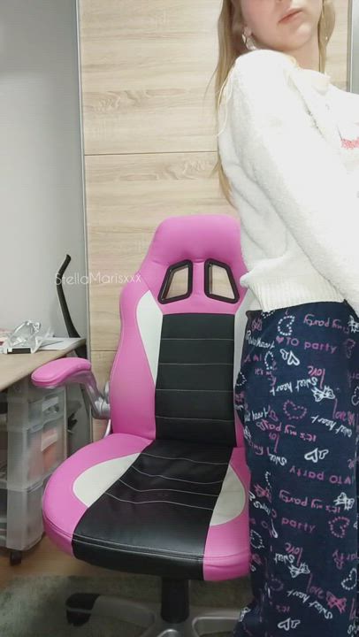 I don't think my chair is working right anymore...