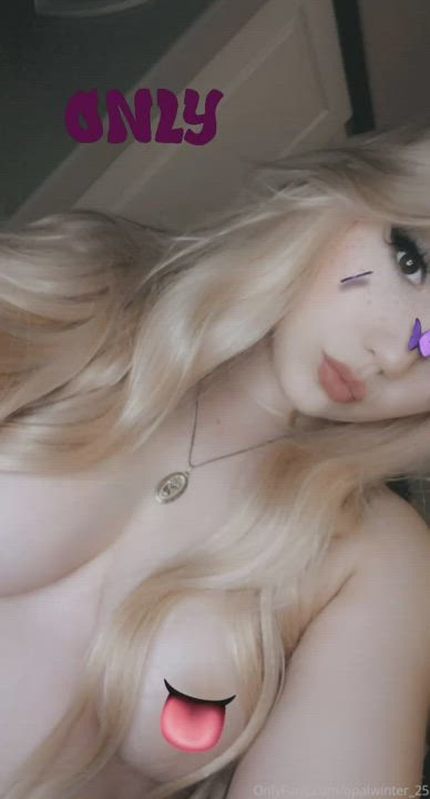 Blonde Boobs Lips gif