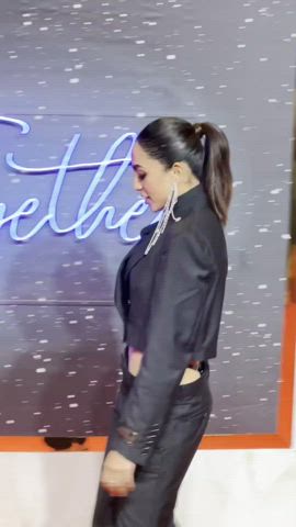 Shobhita Dhulipala Flaunting her Black G string Panties 😍