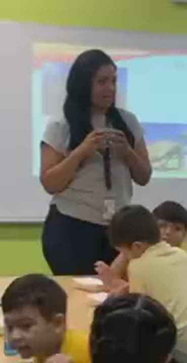Ecuadorian Mom Teacher Thick gif