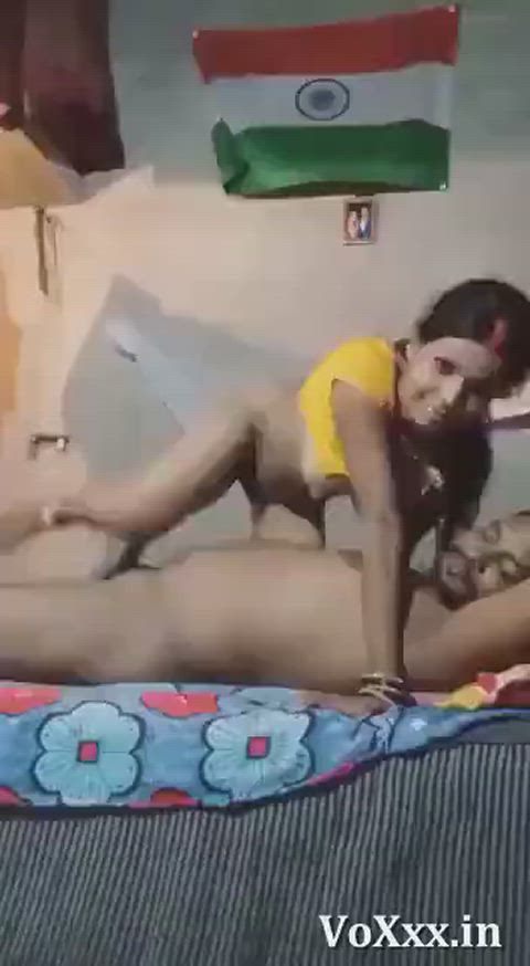 amateur desi hindi homemade indian teen tits gif