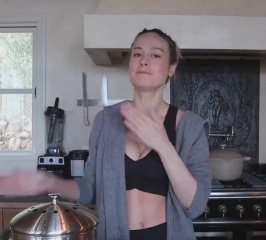 belly button brie larson cleavage gif