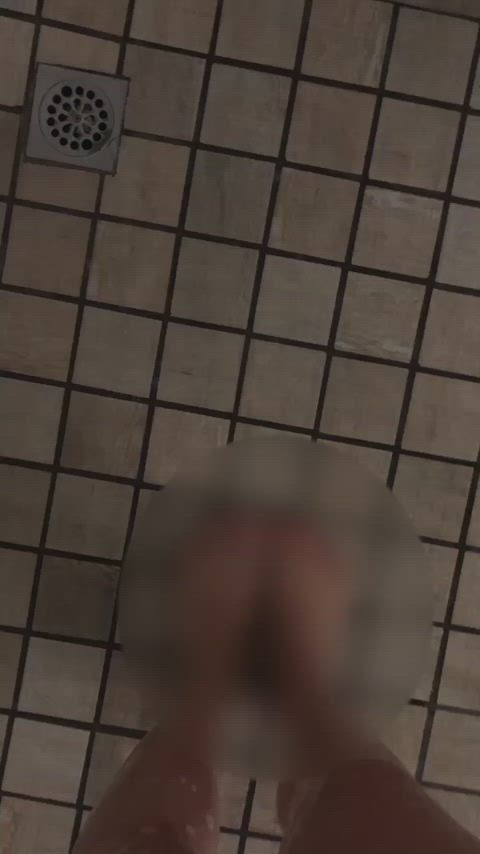 My feet look so fucking hot when they’re wet. Don’t you think so? Oh what’s