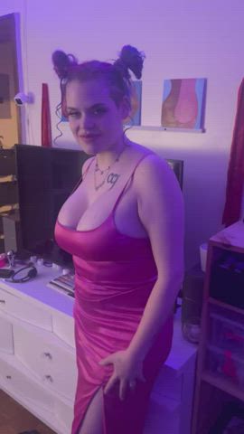 bimbo pink dress and heels