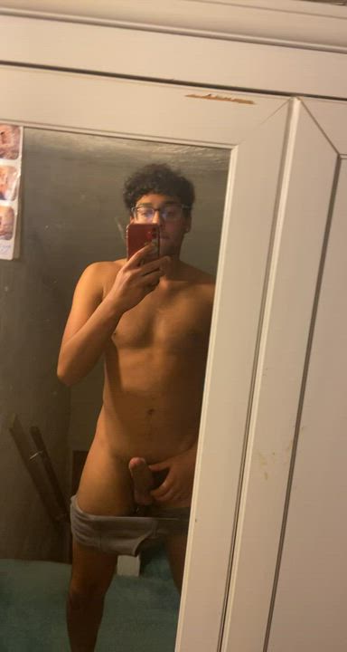 18 (m) wants to start making money I take requests just hmu for info and I’ll make