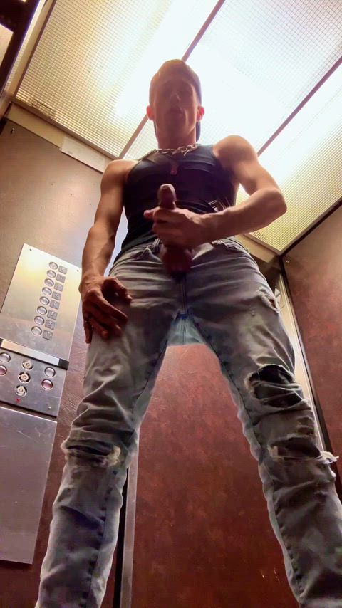 Risky elevator fun 😈🍆